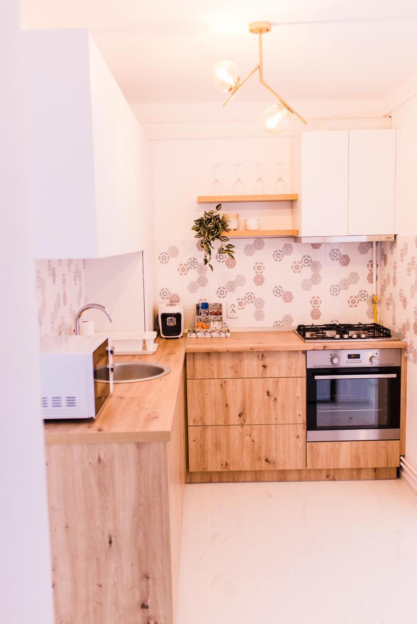 Riverside White Apartment Сату Маре Екстериор снимка